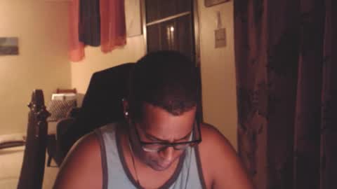 Snapshot of toni2814 chatting on 10-25-25, 02:19 Antonio online show from 10-25-25, 02:19