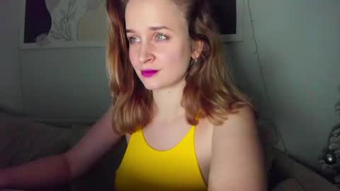 Snapshot of tony_and_alice chatting on 01-12-25, 07:42 Tony and Alice online show from 01-12-25, 07:42