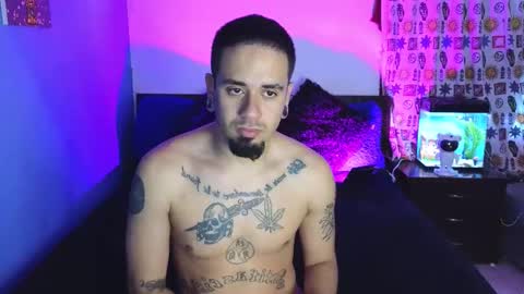 Sophia  Tony online show from 10-22-25, 11:10