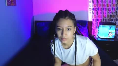 Sophia  Tony online show from 11-21-25, 11:31