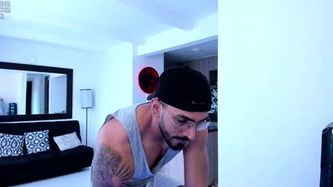 tony muscle1 online show from 01-16-25, 10:02