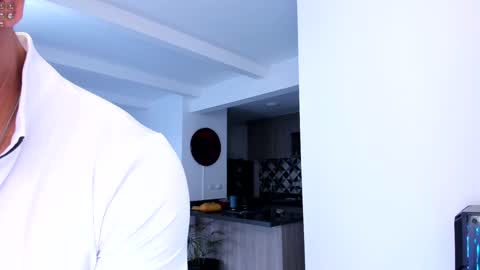 tony muscle1 online show from 01-24-25, 09:47