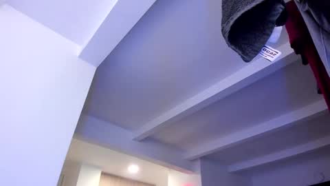 tony muscle1 online show from 02-28-25, 01:26