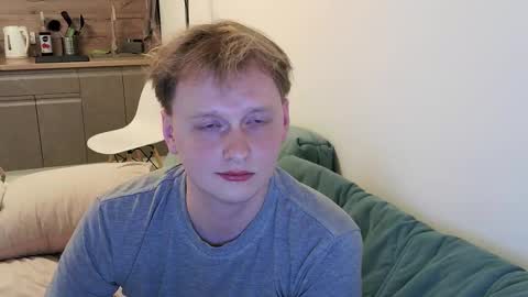 Snapshot of tony_tonka chatting on 10-19-25, 12:44 Tony online show from 10-19-25, 12:44