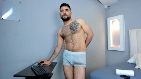 Tony online show from 04-12-26, 12:37