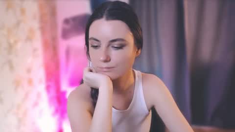 Elizabeth online show from 03-12-25, 10:48