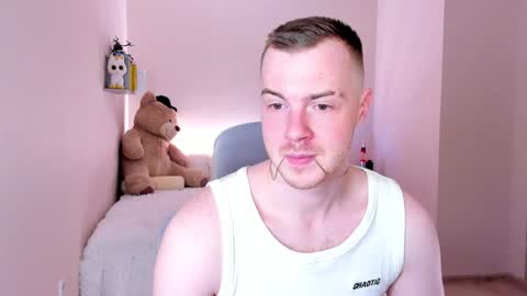 Snapshot of toohornyserj chatting on 01-24-25, 12:52 toohornyserj online show from 01-24-25, 12:52