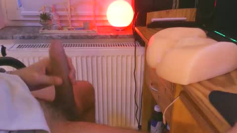 toohugeandstonedxoxo online show from 10-17-25, 05:54