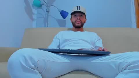 Tony Dee online show from 03-12-25, 01:25