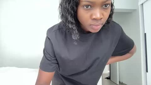 tootie03 online show from 10-10-25, 07:18