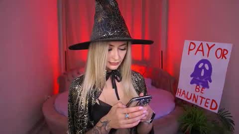 top_grace online show from 10-31-25, 11:06