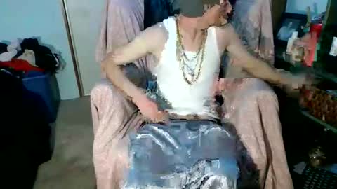 SagMeOreduceMe online show from 11-26-25, 08:48