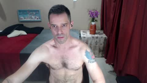 Snapshot of toptobottom4u chatting on 02-23-25, 07:17 toptobottom4u online show from 02-23-25, 07:17