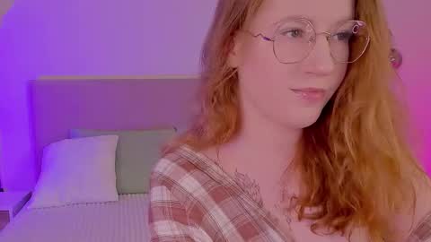 Tori online show from 02-16-25, 09:59