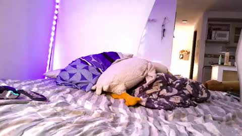 Enzo Moretti online show from 09-29-25, 08:57