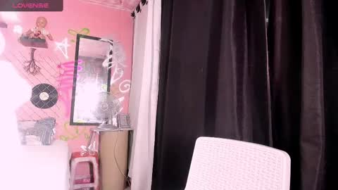 ToriSpace online show from 03-01-25, 12:28