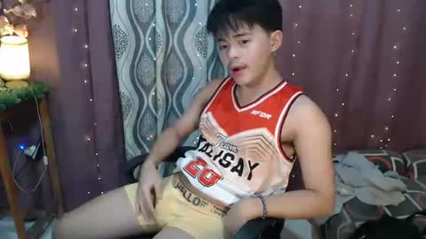 Toshiro online show from 03-04-25, 07:51