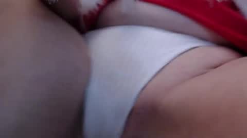 Snapshot of total_aussie_milfs chatting on 12-13-24, 01:48 Milly online show from 12-13-24, 01:48