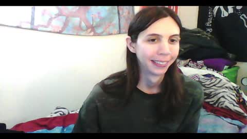 Luna online show from 01-20-25, 06:53