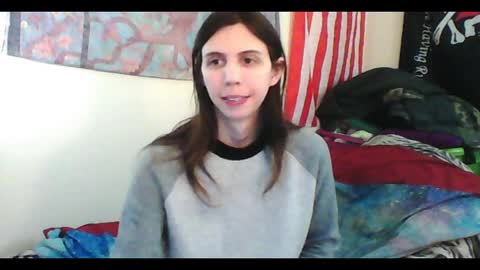 Luna online show from 02-05-25, 03:55
