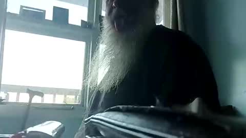 totallyawesome_65 online show from 10-21-25, 09:59