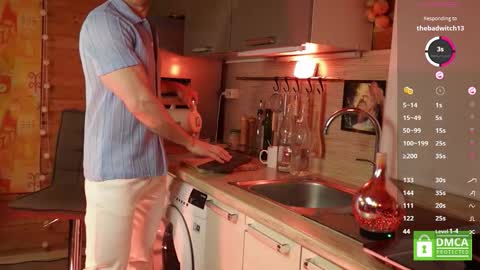 Paul online show from 11-26-25, 04:35