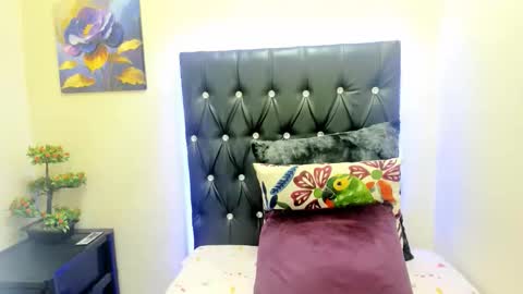 toxicfantasy4u online show from 09-24-25, 04:32