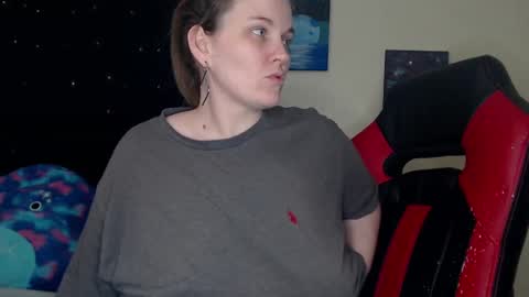 Snapshot of toxiclilly chatting on 02-12-25, 09:31 Lilly Miss Mistress Goddess Maam Queen Boss online show from 02-12-25, 09:31