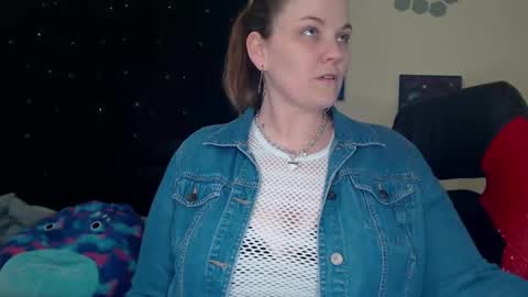 Snapshot of toxiclilly chatting on 03-06-25, 07:32 Lilly Miss Mistress Goddess Maam Queen Boss online show from 03-06-25, 07:32