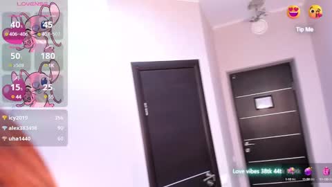 Snapshot of tracy_tay1or chatting on 12-27-24, 03:53 Tracy GMT2 Mon 3 AM - 4 PM Tue 3 AM - 4 PM Wed 3 AM - 4 PM Thur 3 AM - 4 PM Fri 3 AM - 4 PM online show from 12-27-24, 03:53