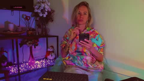 Hey my name is Kiri Kiri online show from 02-02-25, 09:02