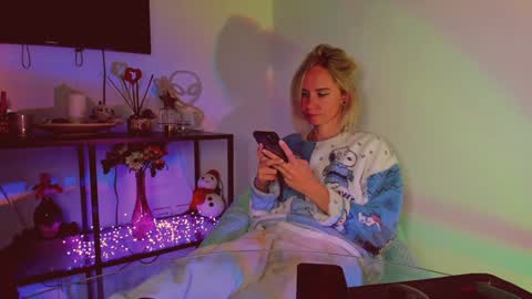 Hey my name is Kiri Kiri online show from 02-09-25, 12:28