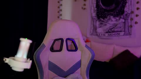 Ariana and Erik online show from 09-11-25, 09:31