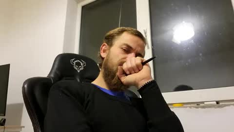 Snapshot of tralalabala chatting on 11-23-25, 08:52 Tralalabala online show from 11-23-25, 08:52