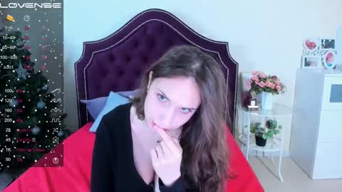 Snapshot of traneba chatting on 01-11-25, 08:33 Kate online show from 01-11-25, 08:33