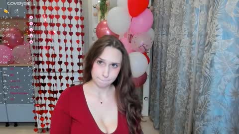 Snapshot of traneba chatting on 02-14-25, 11:53 Kate online show from 02-14-25, 11:53