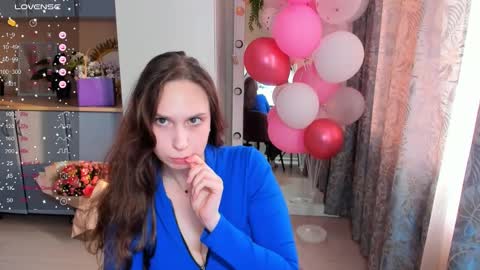 Snapshot of traneba chatting on 02-20-25, 11:31 Kate online show from 02-20-25, 11:31