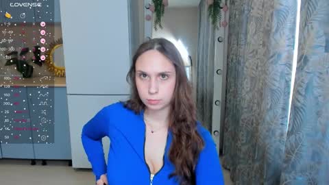 Snapshot of traneba chatting on 02-27-25, 11:20 Kate online show from 02-27-25, 11:20