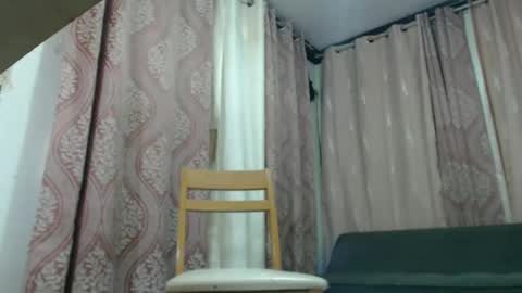 Gigi online show from 10-05-25, 12:42