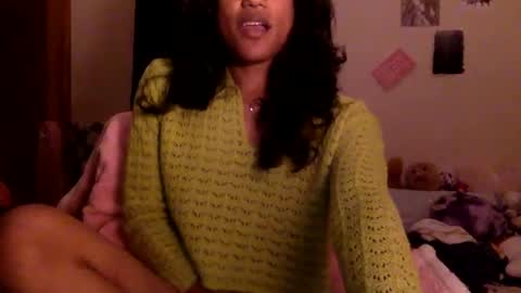 transamoure online show from 11-17-25, 04:40