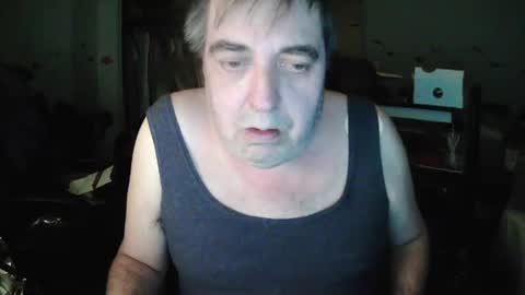 Snapshot of transmtfhello chatting on 01-16-25, 12:34 Peter online show from 01-16-25, 12:34