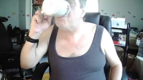 Snapshot of transmtfhello chatting on 01-16-25, 02:30 Peter online show from 01-16-25, 02:30