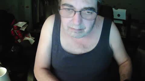 Snapshot of transmtfhello chatting on 03-07-25, 12:15 Peter online show from 03-07-25, 12:15