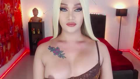 KYLIE BELLA  TS online show from 12-18-25, 06:52