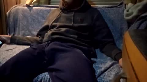 travelbait online show from 10-23-25, 08:29