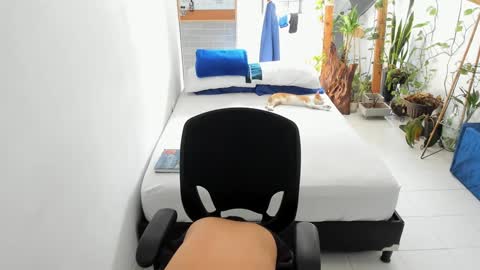 travis bakerr online show from 12-11-24, 02:22