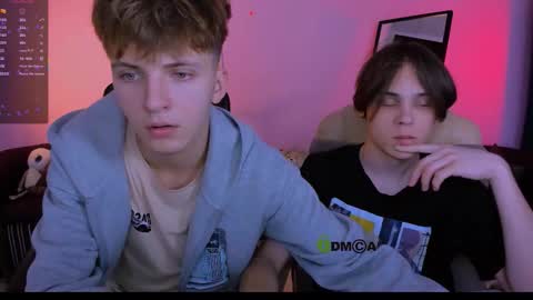 Travis online show from 10-05-25, 06:39