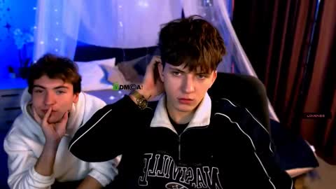 Travis online show from 11-30-25, 08:02