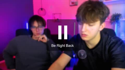 Snapshot of travis_wolf_ chatting on 02-02-26, 09:41 Travis online show from 02-02-26, 09:41