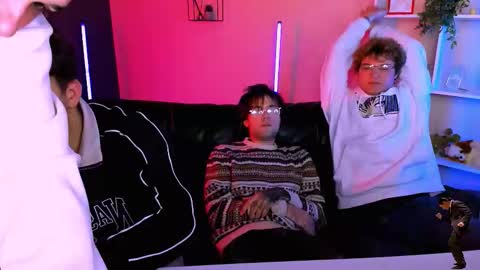 Snapshot of travis_wolf_ chatting on 02-03-26, 10:09 Travis online show from 02-03-26, 10:09